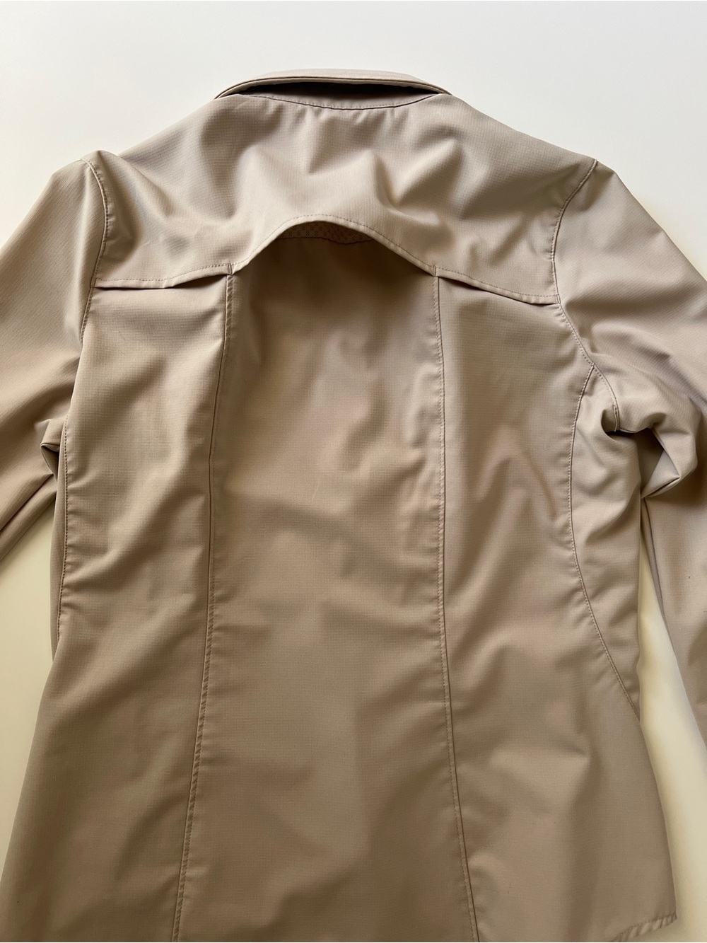 REI Hiking Travel Shirt S Beige Vented Roll Tab Sleeve Outdoor Top - Picture 12 of 16